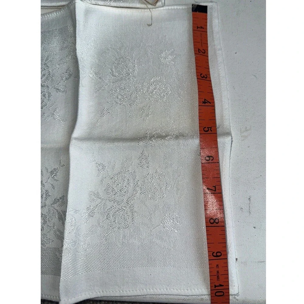 White Damask Linen Napkins Set of 4 Floral Jacquard Formal Dinner Wedding
